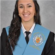 Me defino como una persona responsable, creativa comprometida con el desarrollo integral de los niños.